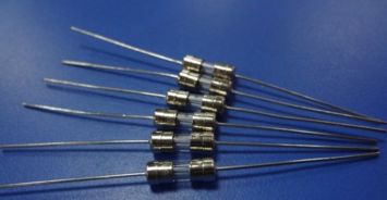 批發(fā)供應(yīng) t3.6 10 慢斷t3.15a 高品質(zhì)環(huán)保ul csa電流保險(xiǎn)管